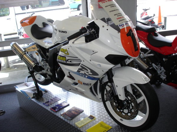 250 CUP BIKE 001.jpg