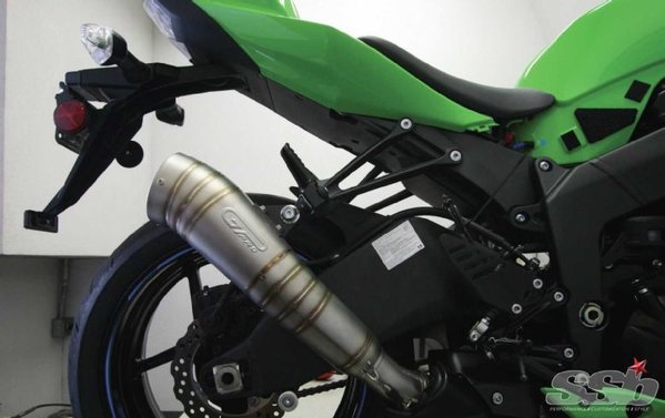 1210-sbkp-45-z+exhaust-shootout-2012+leovince-GP-pro-slip-on.jpg